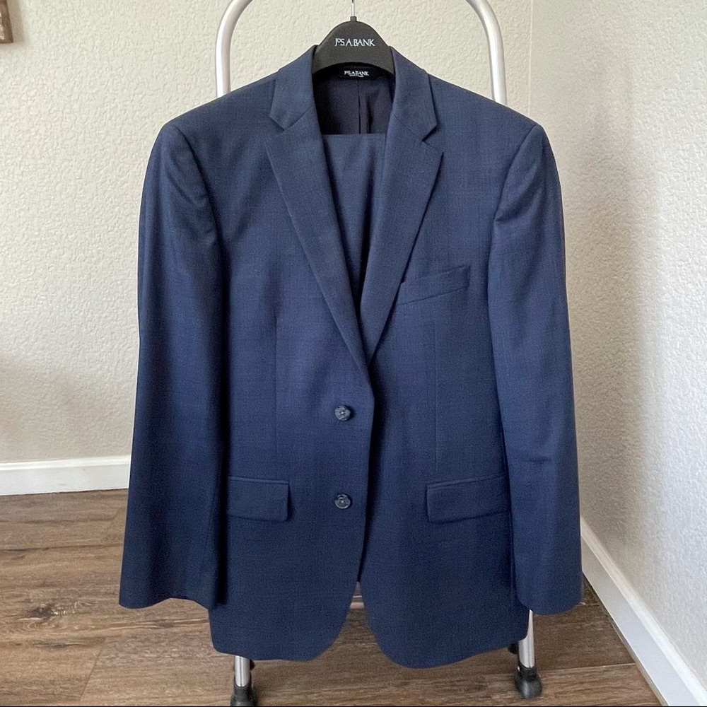 Traveler, Tailored Fit, 38 Regular / 32 Waist